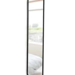 Umbra Hubba Leaning Mirror DECOR