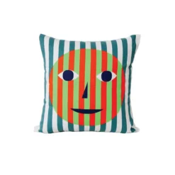 Dusen Dusen Pillow, Face DECOR