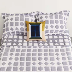 DECOR Dusen Dusen Pillow, Window