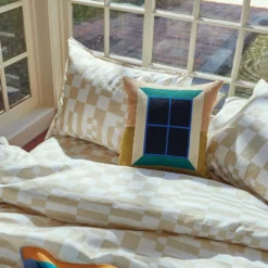 DECOR Dusen Dusen Pillow, Window