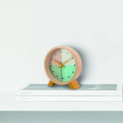 Cloudnola Flor Desk Clock