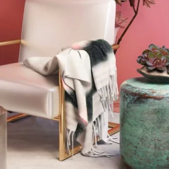 Tov Afia Wool Throw, Pink