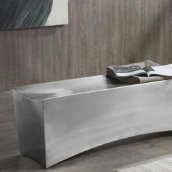 VIG NEW ARRIVAL Arthur Bench