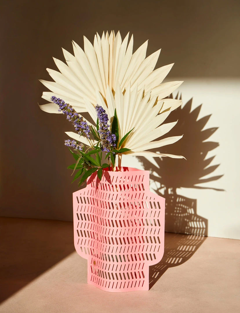 Octaevo Aurea Paper Vase 2 Octaevo Aurea Paper Vase