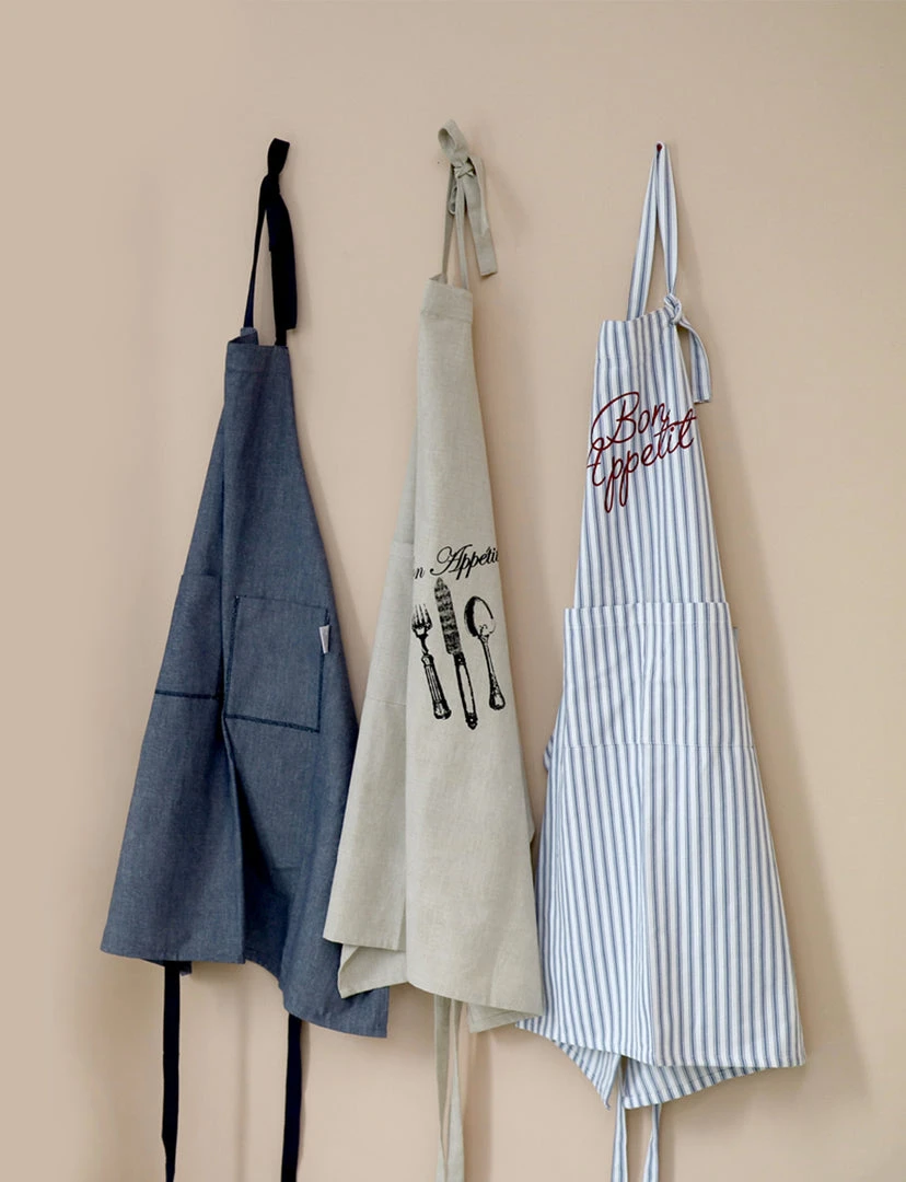 NEW ARRIVAL Twig Bib Apron 3 NEW ARRIVAL Twig Bib Apron