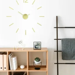 Umbra DECOR Blink Wall Clock