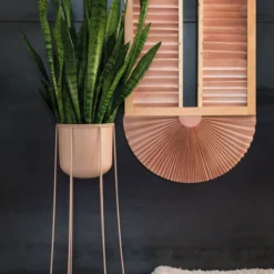 Accent Decor Celeste Plant Stand