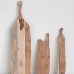 Creative Co-op KITCHEN Acacia Wood Cheese/Cutting Board 18"