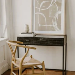 Moe's DECOR Confidence Abstract Print