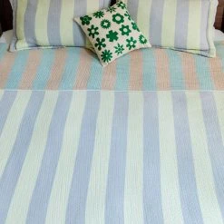 NEW ARRIVAL Dusen Dusen Cool Stripe Coverlet