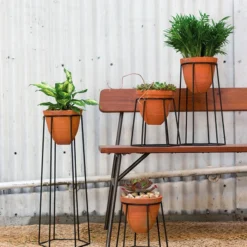 Accent Decor Cheyenne Plant Stand