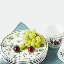 Twig Heritage Daisy Chain Salad Plate, 9" KITCHEN