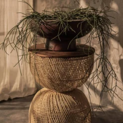 LH Imports FURNITURE Diego Wave Side Table