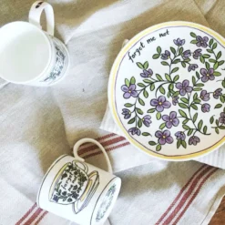 Twig Heritage Forget Me Not Mug KITCHEN