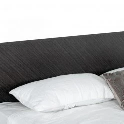 VIG FURNITURE Geisha Bed