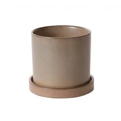 Accent Decor Hawthorne Pot