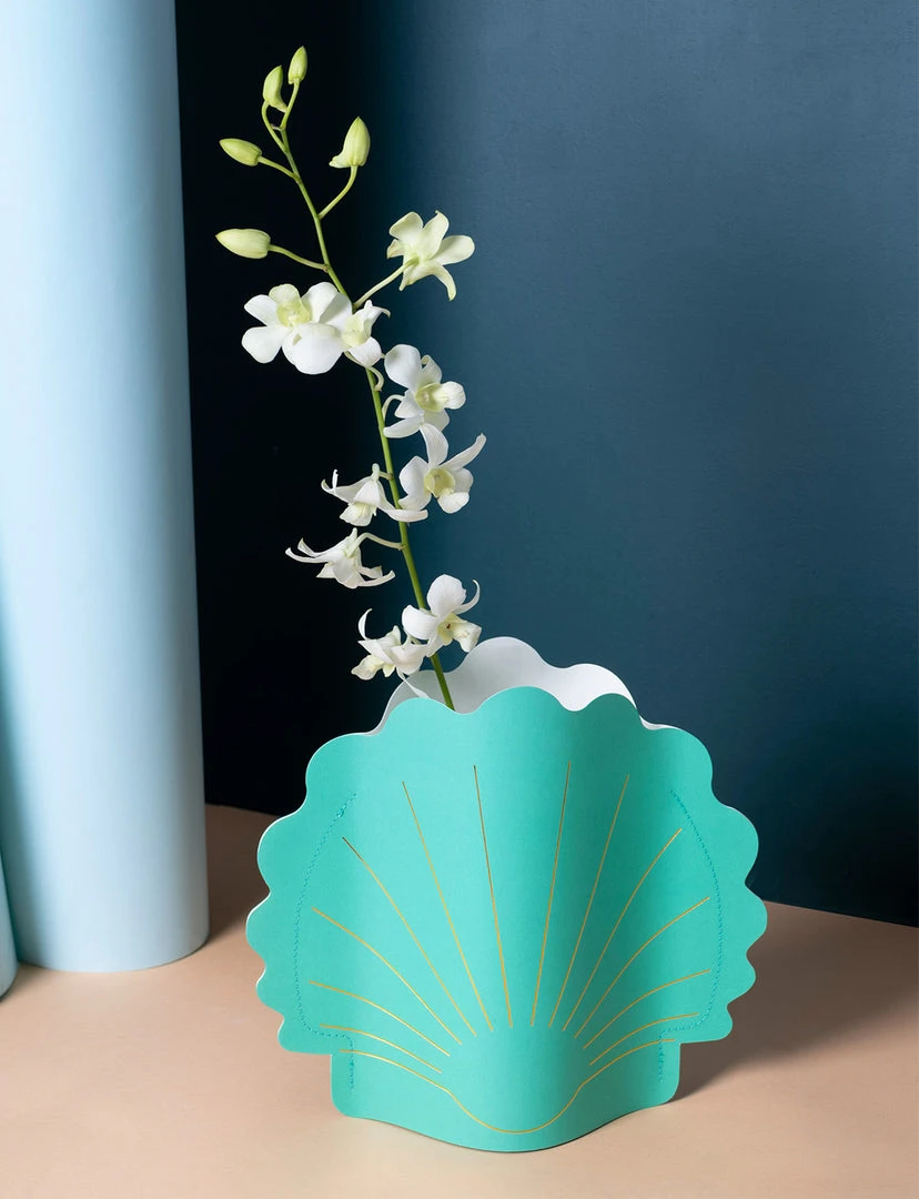 Octaevo Hera Paper Vase 4 Octaevo Hera Paper Vase