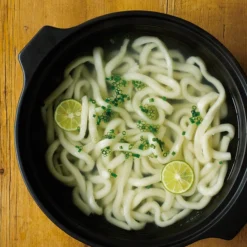 KITCHEN Kinto Kakomi IH Donabe 2.5L / 84oz