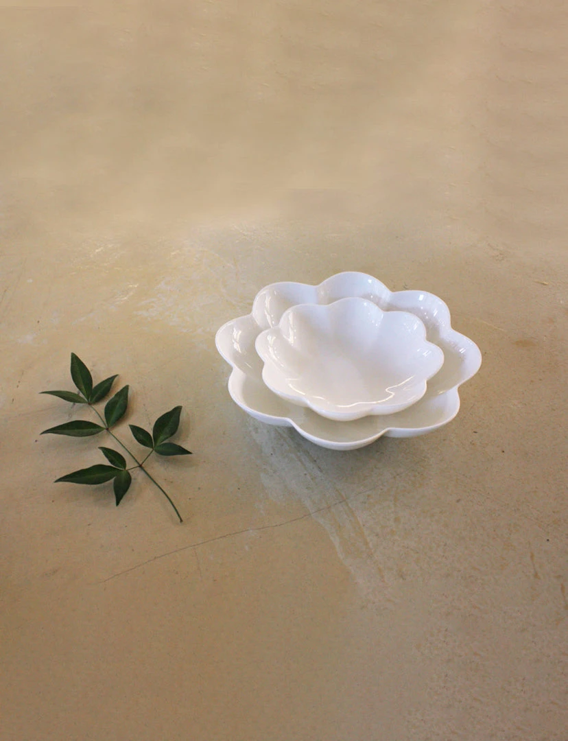 KITCHEN Twig Blooming Lotus Bowl, Large 4 KITCHEN Twig Blooming Lotus Bowl, Large