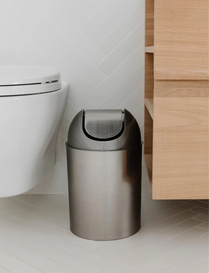 Umbra DECOR Mezzo Trash Can 5 Umbra DECOR Mezzo Trash Can