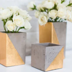 Accent Decor Paradox Pot