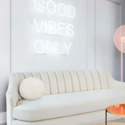 Tov DECOR Poppy Velvet Pillow 20