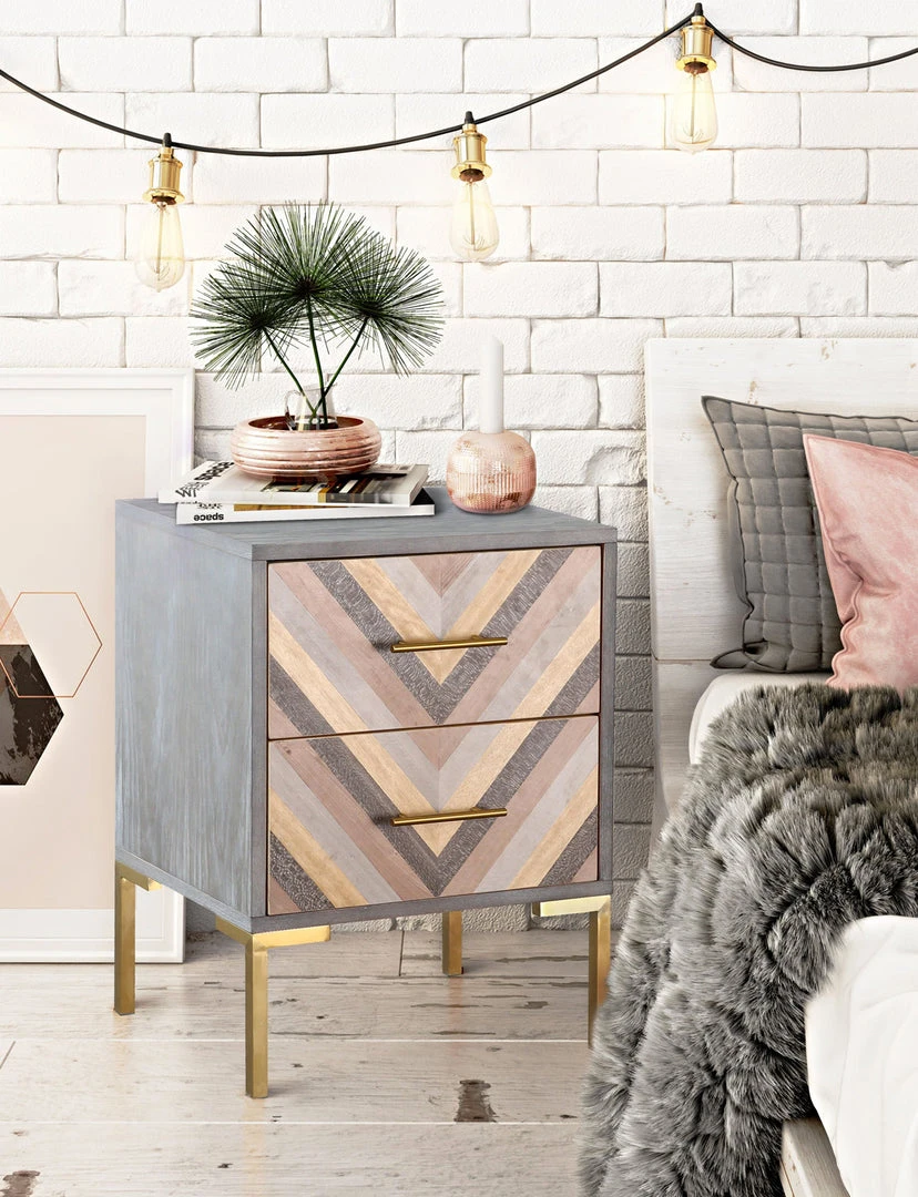 Tov NEW ARRIVAL Quirky Side Table 10 Tov NEW ARRIVAL Quirky Side Table