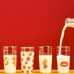 Seletti Toiletpaper Glass, Hands With Snake