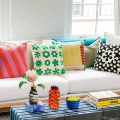 Dusen Dusen Pillow, Stream DECOR