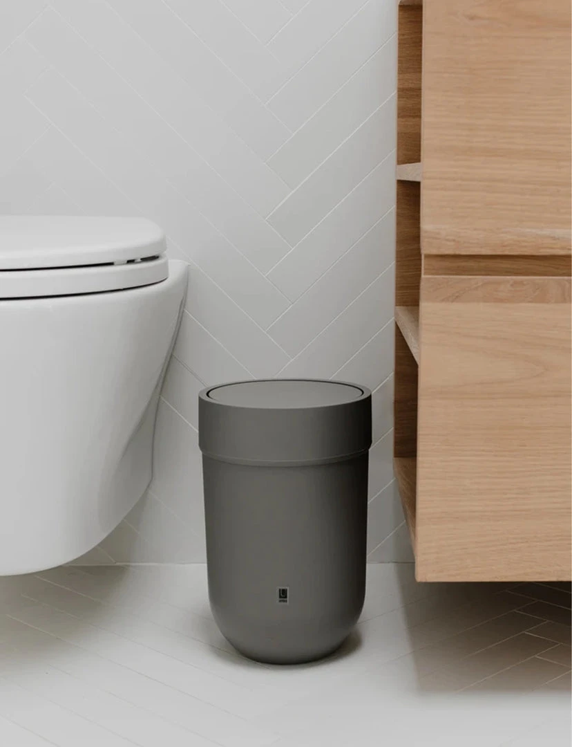 Umbra Touch Trash Can 5 Umbra Touch Trash Can