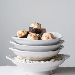 Creative Co-op Stoneware Vintage Reproduction Footed Bowl, Antique White