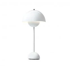 &Tradition Flowerpot VP3 Table Lamp