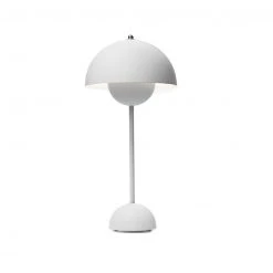 &Tradition Flowerpot VP3 Table Lamp