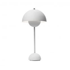 &Tradition Flowerpot VP3 Table Lamp