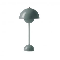 &Tradition Flowerpot VP3 Table Lamp