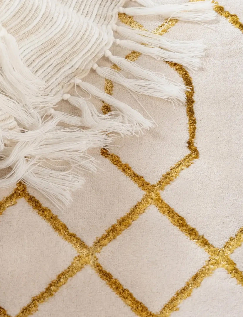 Unique Loom Hiba Glam Trellis Rectangle Rug, White Gold DECOR 6 Unique Loom Hiba Glam Trellis Rectangle Rug, White Gold DECOR