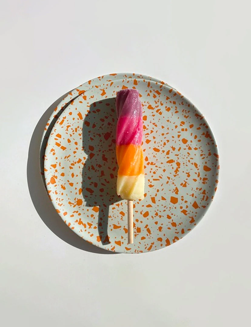 KITCHEN Xenia Taler Terrazzo Mauve Side Plate 8" 2 KITCHEN Xenia Taler Terrazzo Mauve Side Plate 8"